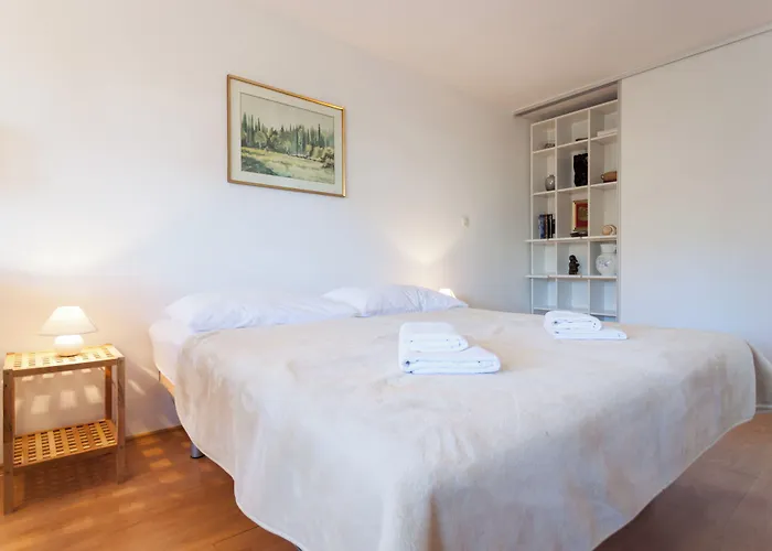 Hedera Estate, Hedera 6 דוברובניק