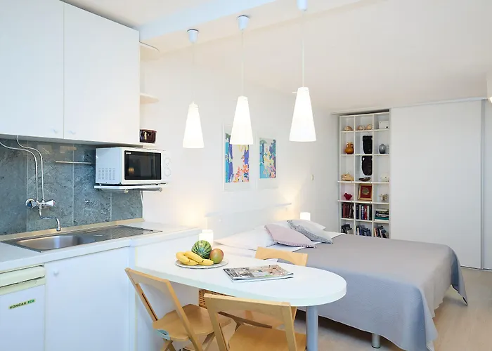 Hedera Estate, Hedera 6 Apartman